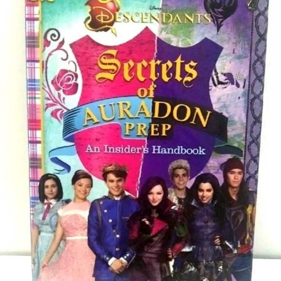 Disney Other Descendants Secret Of Auradon Prep Girl Book Poshmark